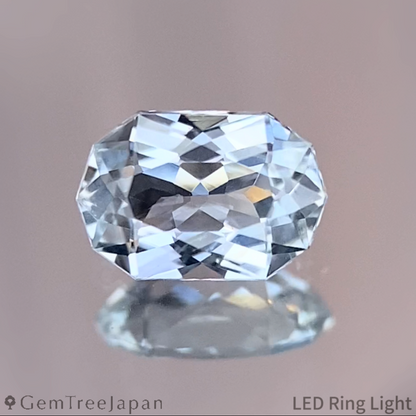 "Pale Ice Mint" Sapphire 0.38ct / Kanchanaburi (Thailand) 【Trial Price】