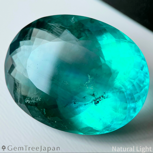 Fluorite 68.26ct / U.S.A.