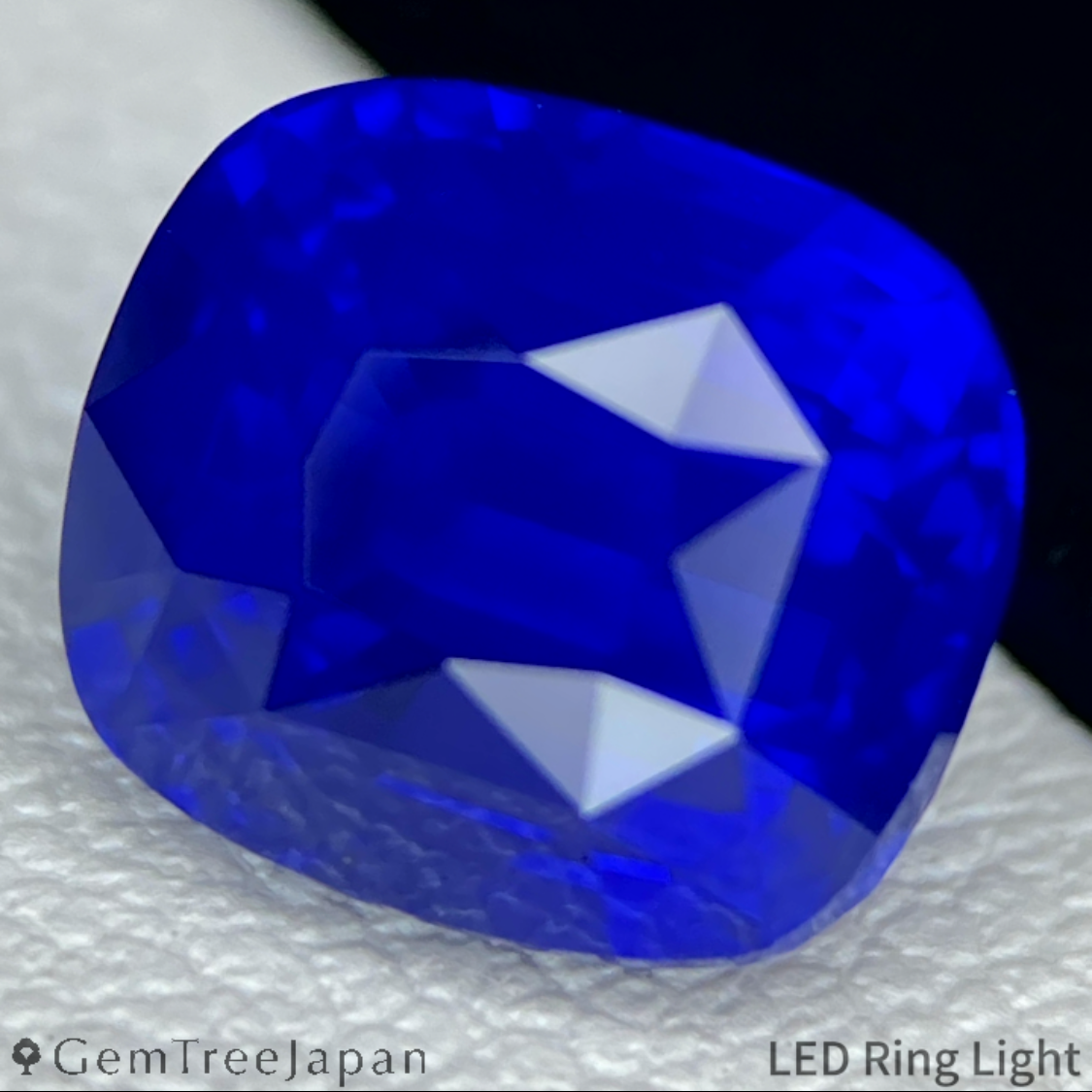 Cornflower Blue Sapphire 3.110ct / Burma