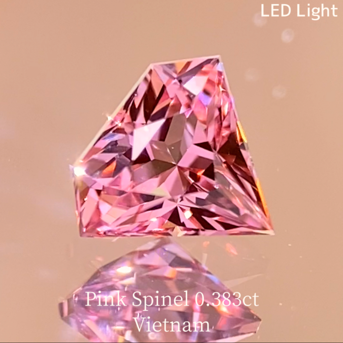 Pink Spinel 0.383ct / Vietnam