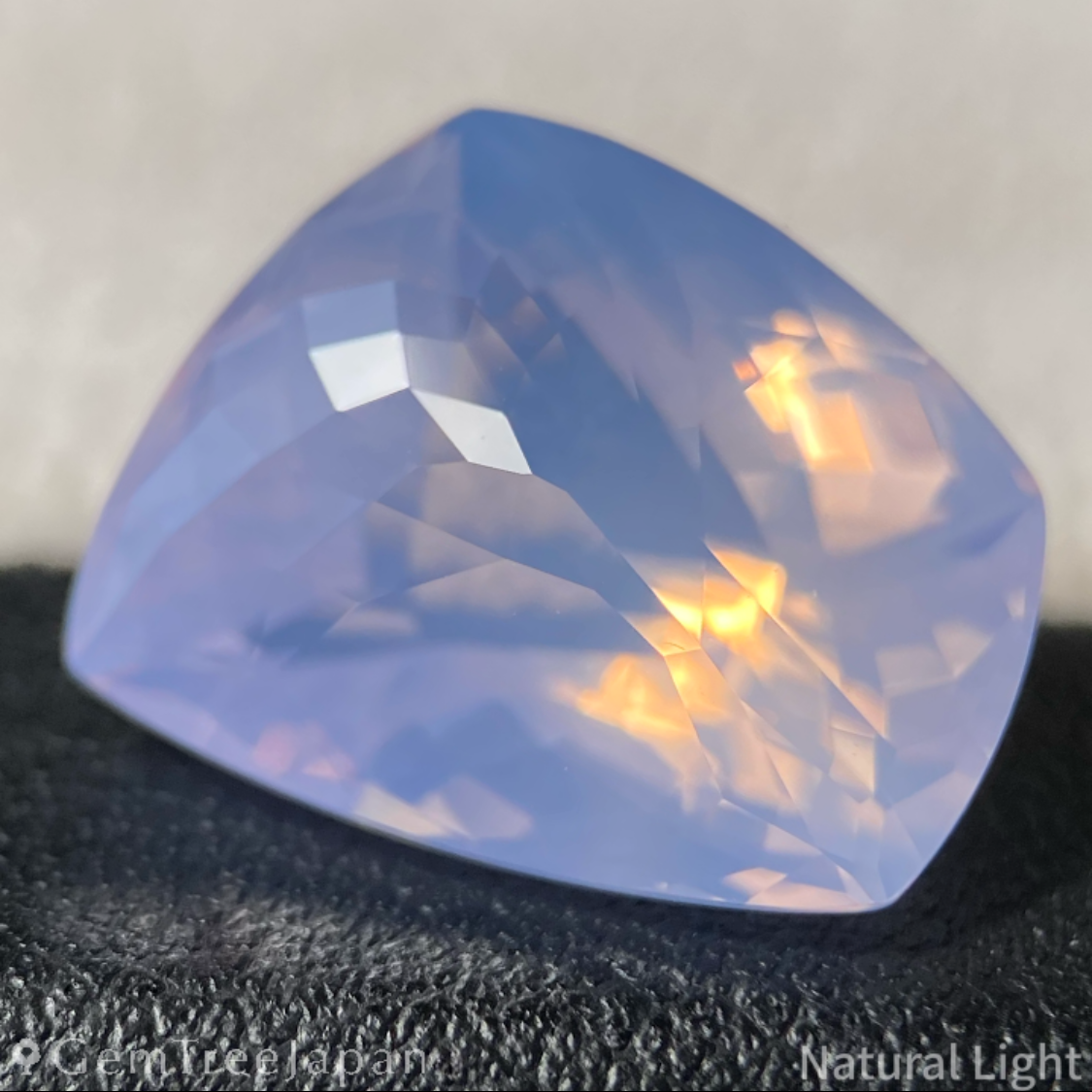 Milky Amethyst 6.943ct / Brazil