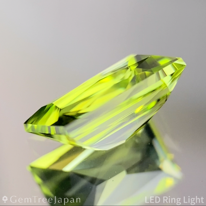 Peridot 1.04ct / U.S.A.