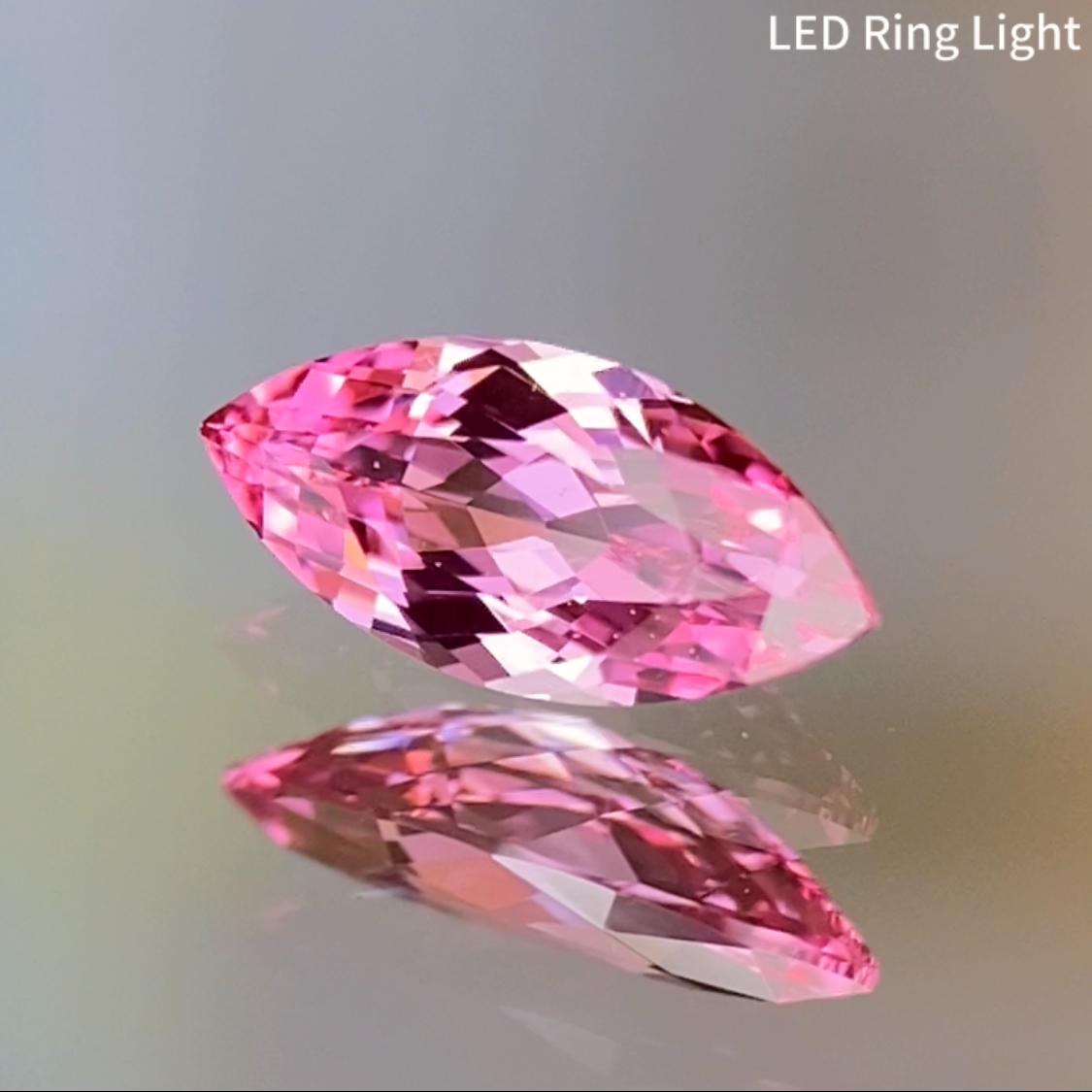 Un-Heat Padparadscha Sapphire 0.35ct / Madagascar