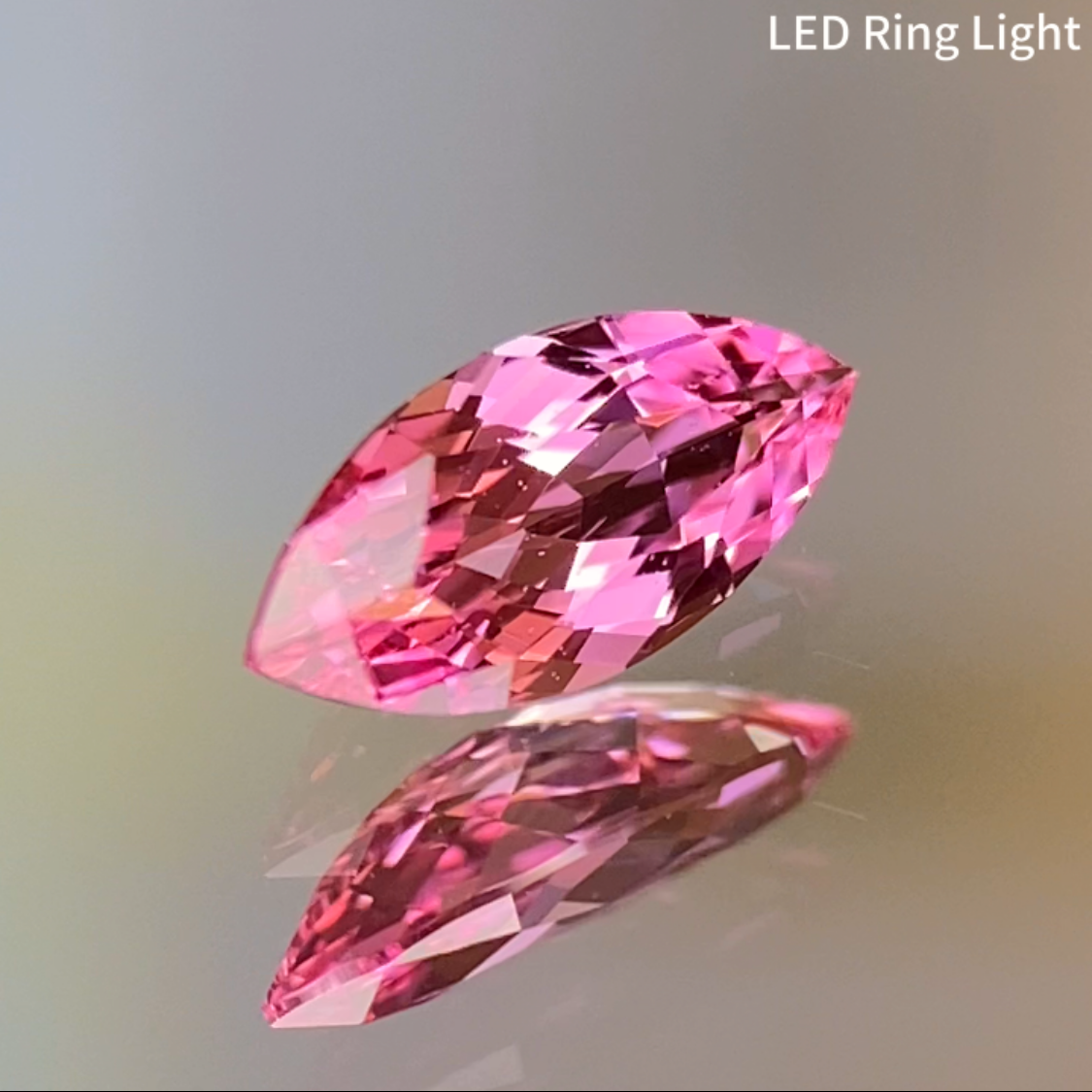 Un-Heat Padparadscha Sapphire 0.35ct / Madagascar