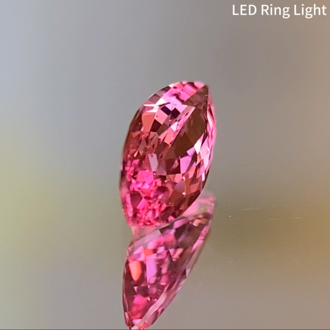 Un-Heat Padparadscha Sapphire 0.35ct / Madagascar