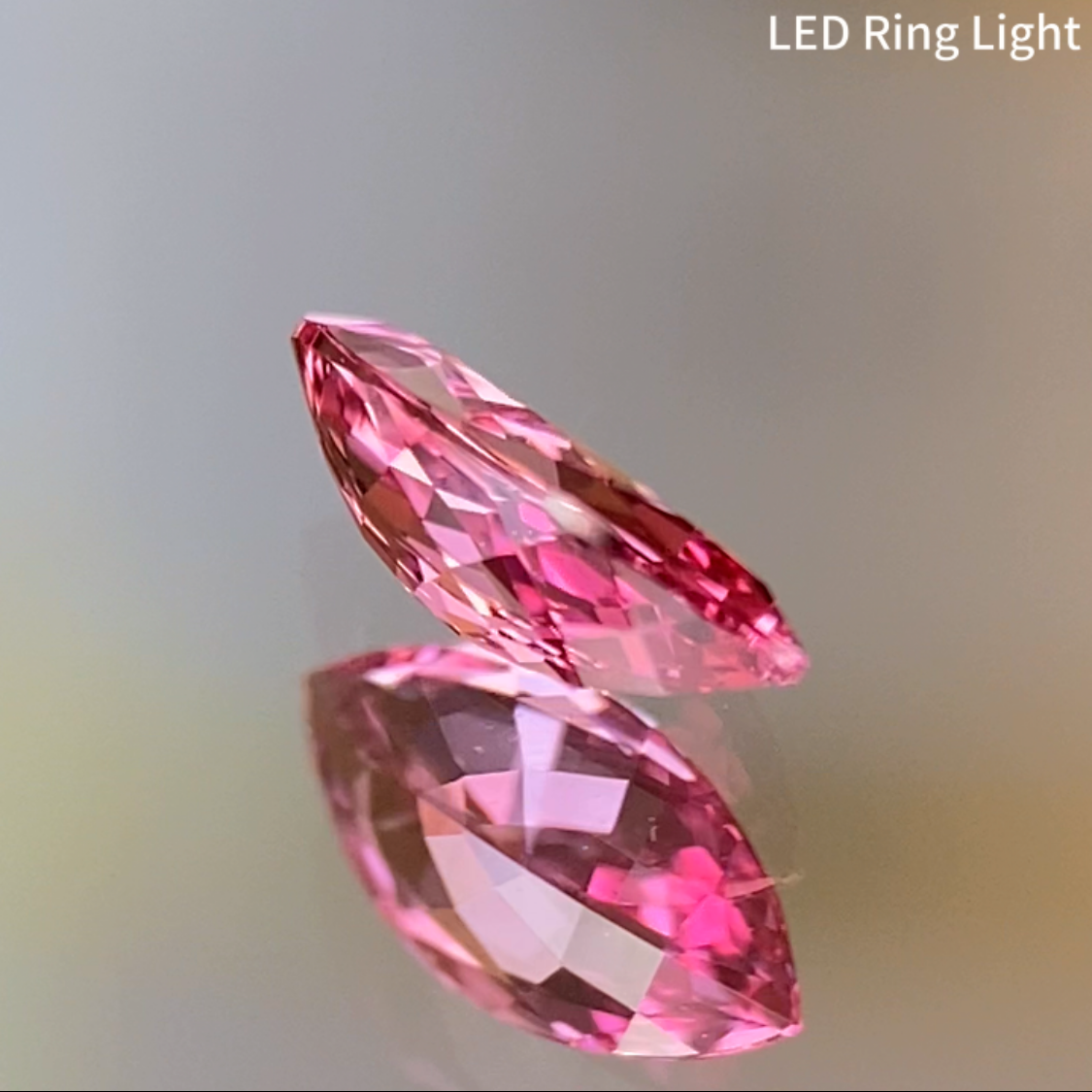 Un-Heat Padparadscha Sapphire 0.35ct / Madagascar