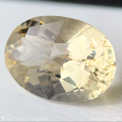 Golden Labradorite 5.021ct / Sri Lanka