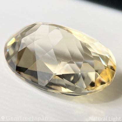 Golden Labradorite 5.021ct / Sri Lanka