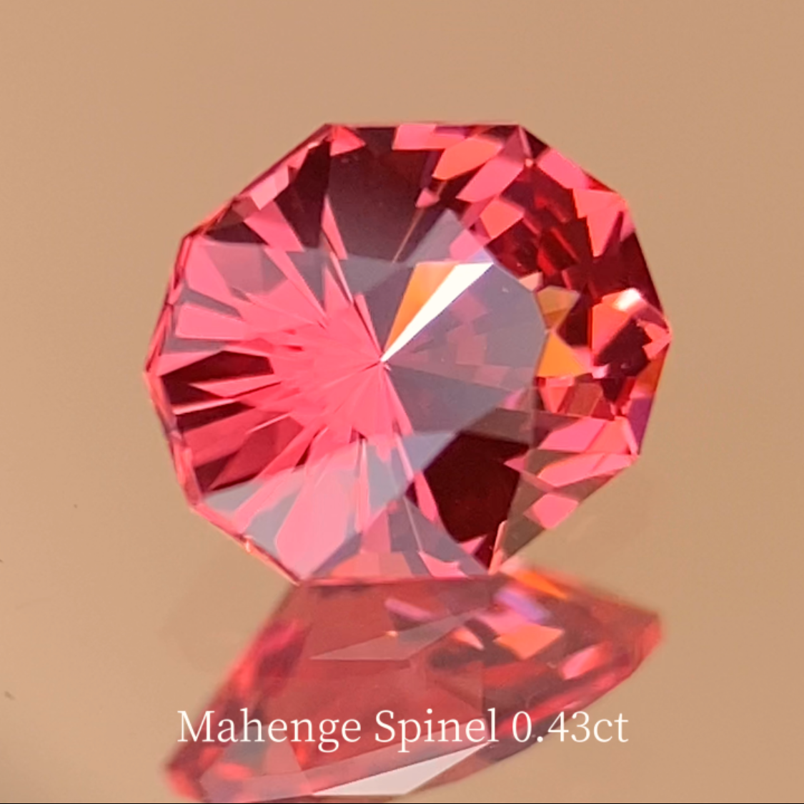 【One Price】Orange-Pink Spinel 0.431ct / Tanzania