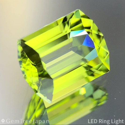 Peridot 1.20ct / U.S.A.