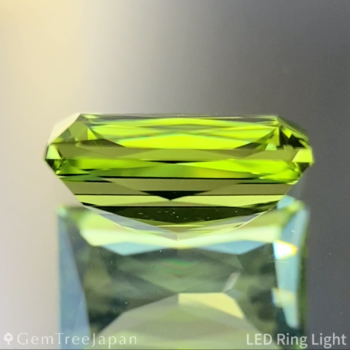 Peridot 1.05ct / U.S.A.