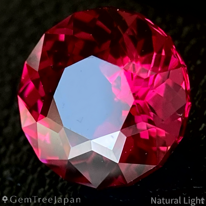 Rhodolite Garnet 1.727ct / Tanzania