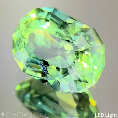Yellowish Green Sapphire 1.240ct / Nigeria