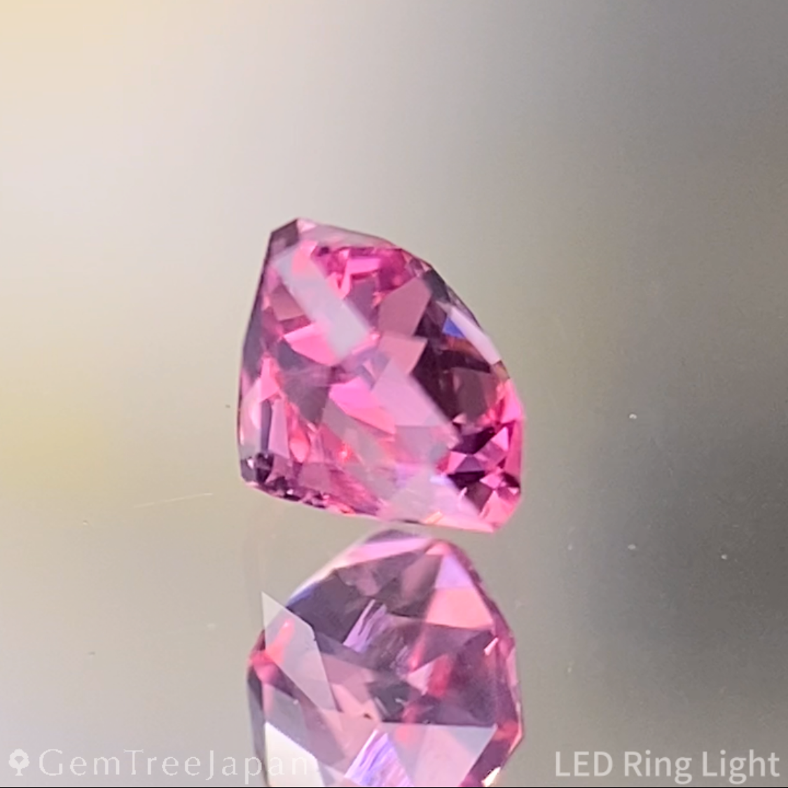 Mahenge Spinel 0.296ct / Tanzania – IRMO.JP