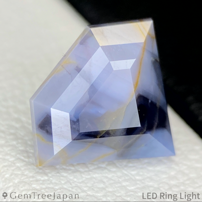 Unheated Parti-Color Sapphire 4.150ct / Vietnam