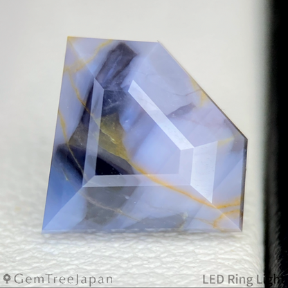 Unheated Parti-Color Sapphire 4.150ct / Vietnam