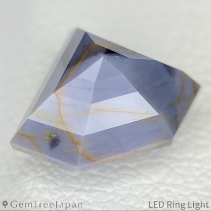 Unheated Parti-Color Sapphire 4.150ct / Vietnam
