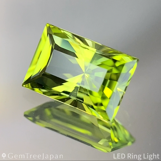 Peridot 0.87ct / U.S.A.