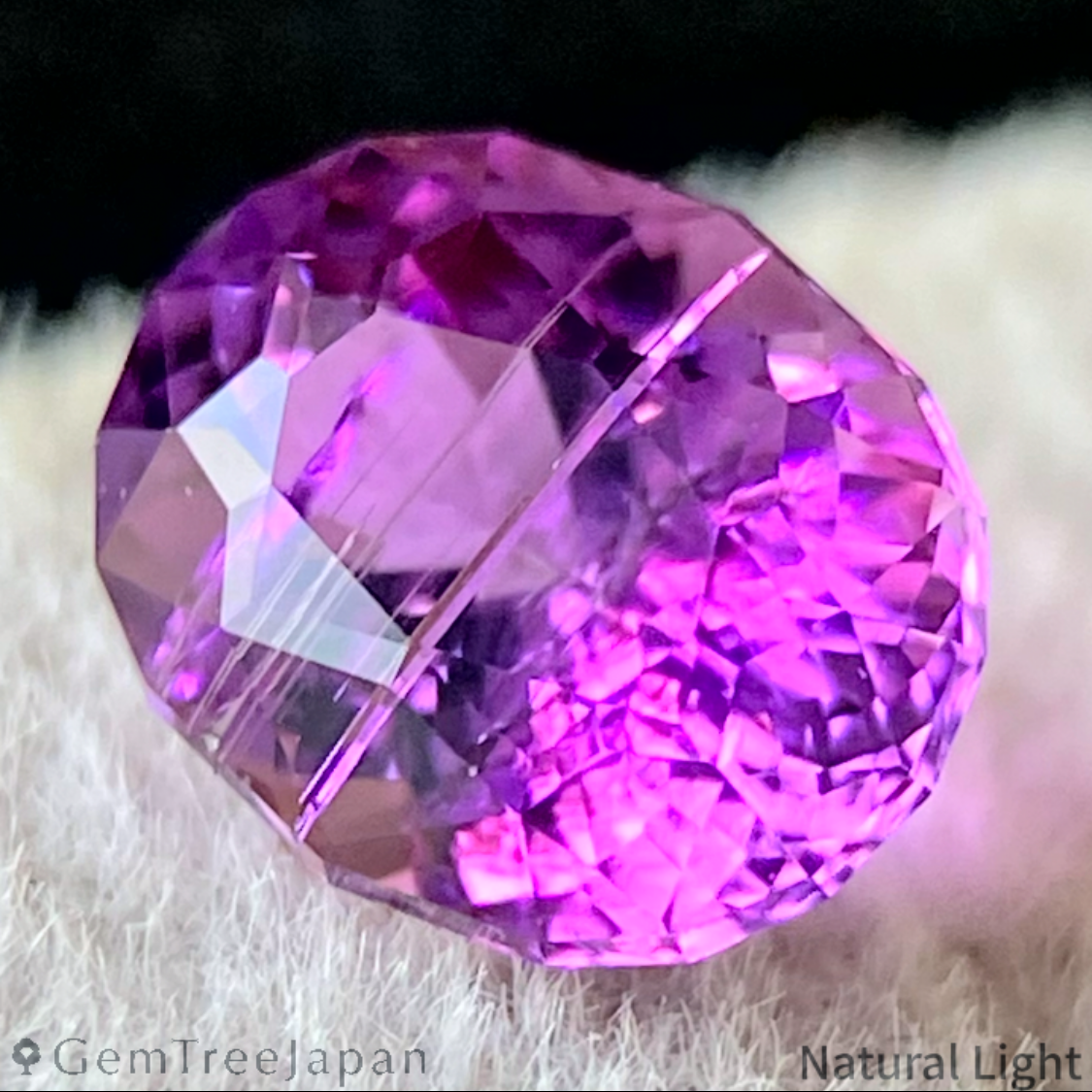 Un-Heat Zoisite 0.563ct / Tanzania