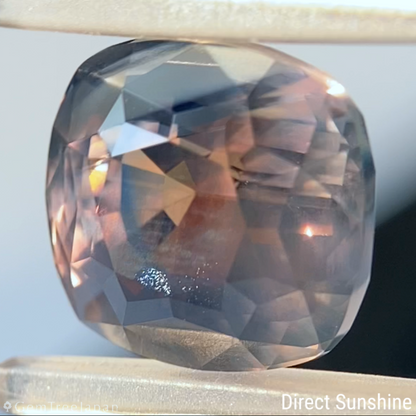 Un-Heat Parti-Color Sapphire 6.533ct / Nigeria