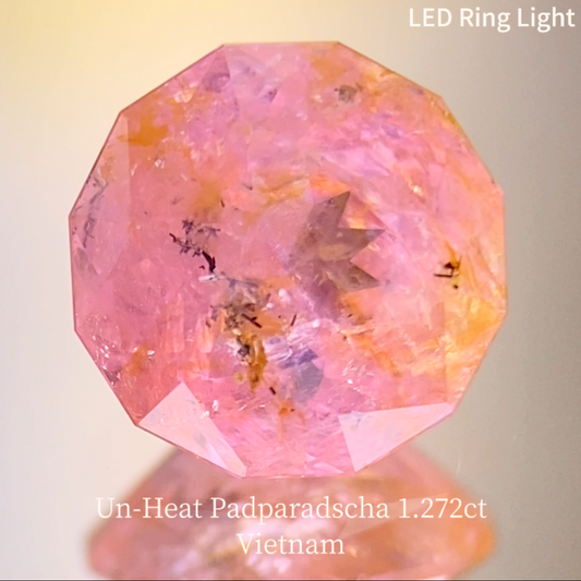 Un-Heat Padparadscha Sapphire 1.272ct / Vietnam