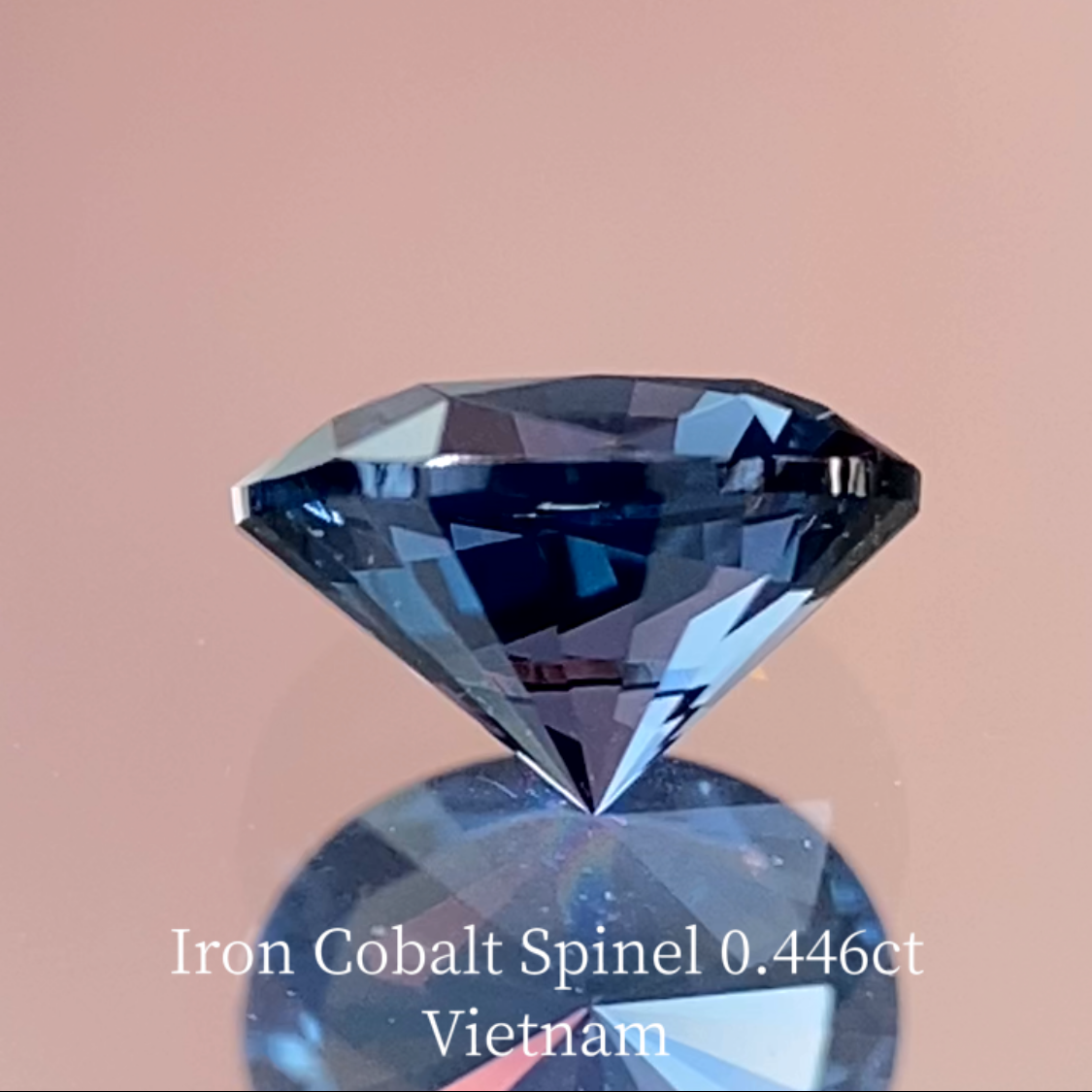 Iron Cobalt Spinel 0.446ct / Vietnam