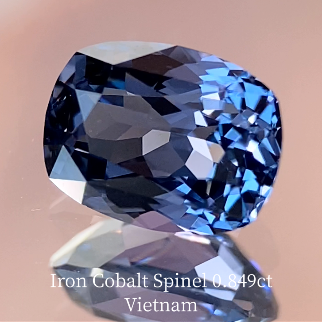 Iron Cobalt Spinel 0.849ct / Vietnam