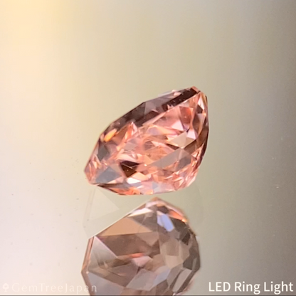 Un-Heat Padparadscha Sapphire 0.324ct / Sri Lanka