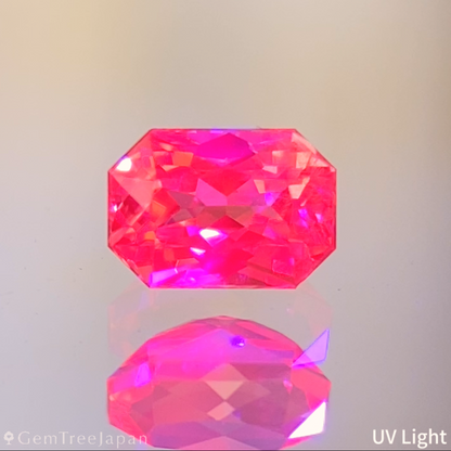 Un-Heat Padparadscha Sapphire 0.324ct / Sri Lanka