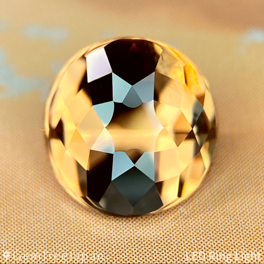 "Golden Lens Eye" Zircon 2.790ct / Tanzania