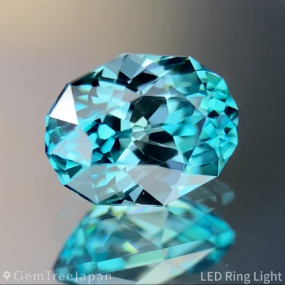 UV Tenebresent Zircon 1.183ct / Cambodia
