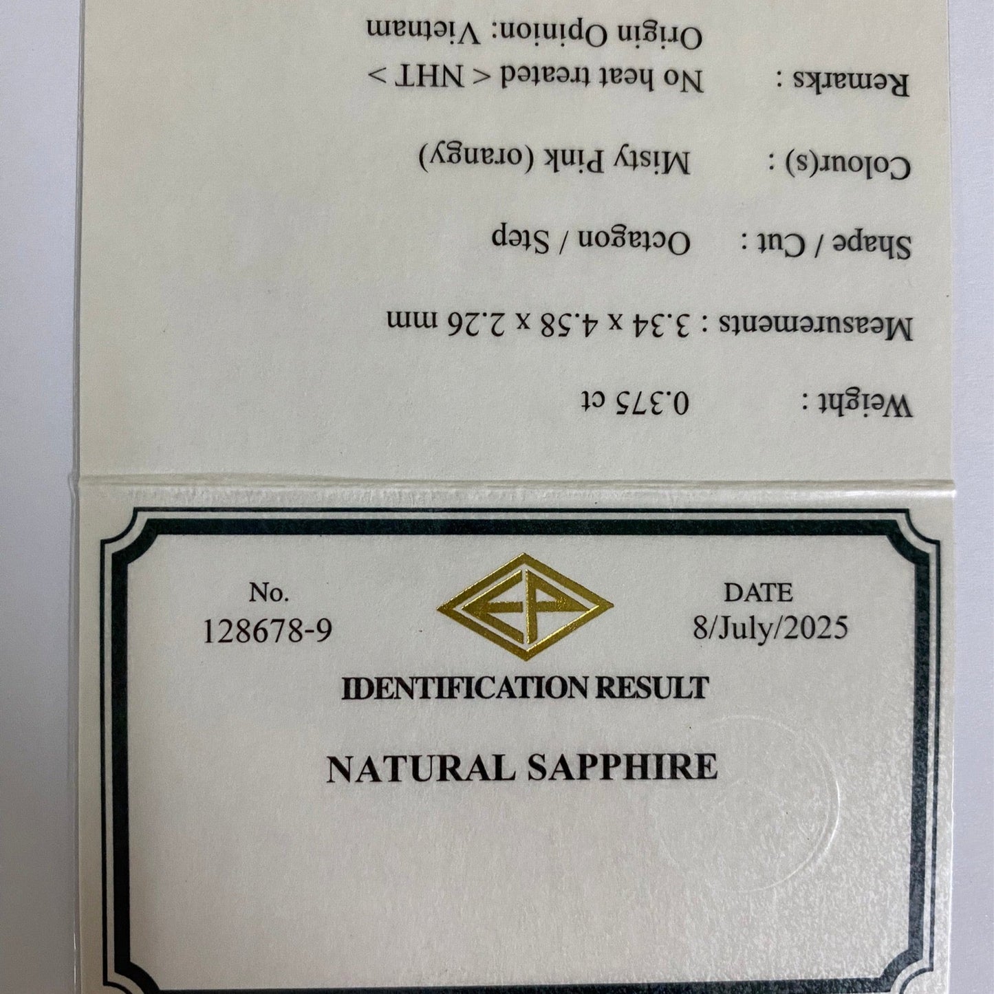 Un-Heat Padparadscha Sapphire 0.375ct / Vietnam