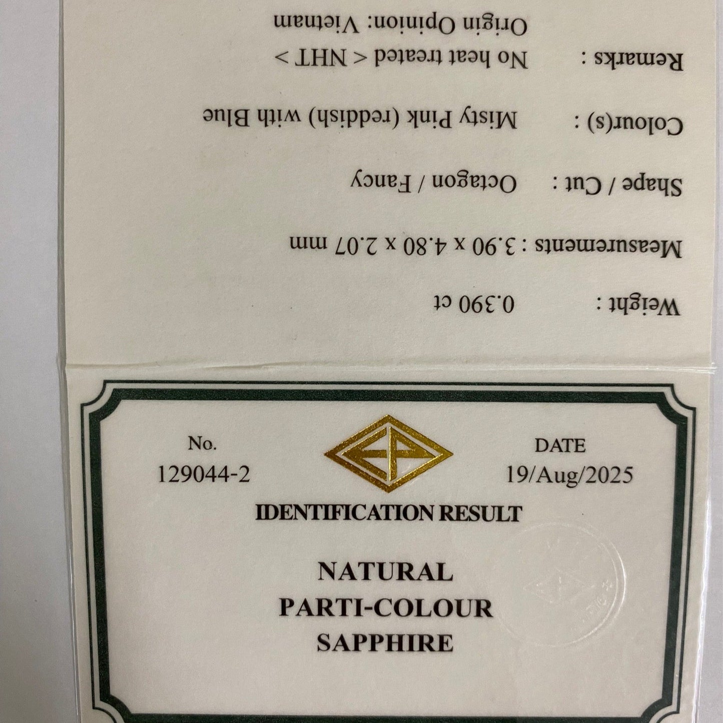 Un-Heat Parti-Color Sapphire 0.390ct / Vietnam