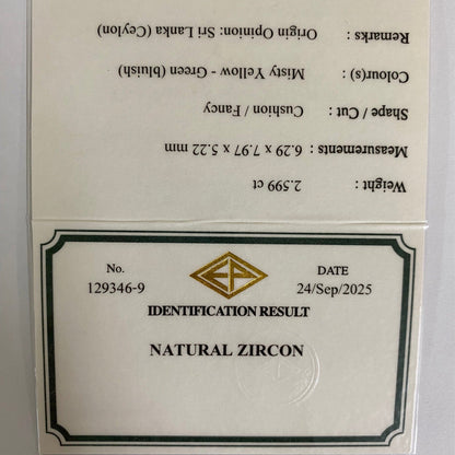 Green Zircon 2.599ct / Sri Lanka