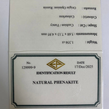 Phenakite 1.356ct / Russia