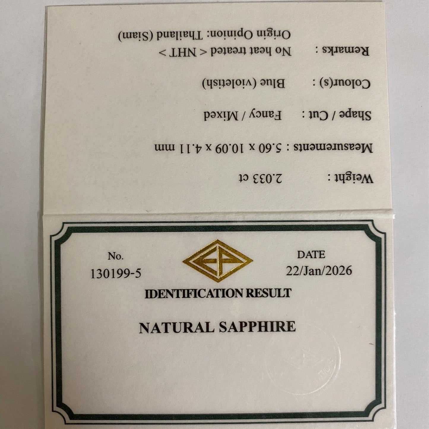 【Table & rough】Un-Heat Sapphire 2.033ct / Kanchanaburi