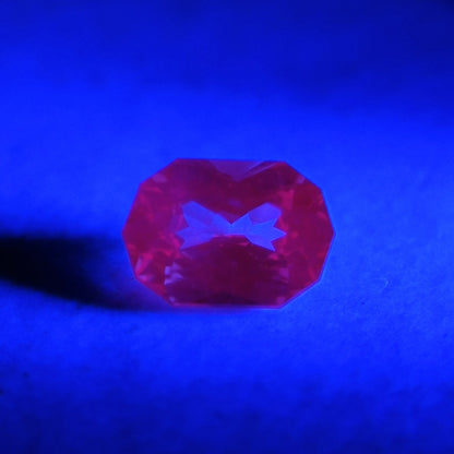【Trial】“Light Silky Pink” Un-Heat Sapphire 0.343ct / Vietnam