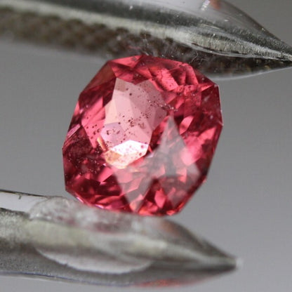 Spinel (Myanmar) 0.57ct.