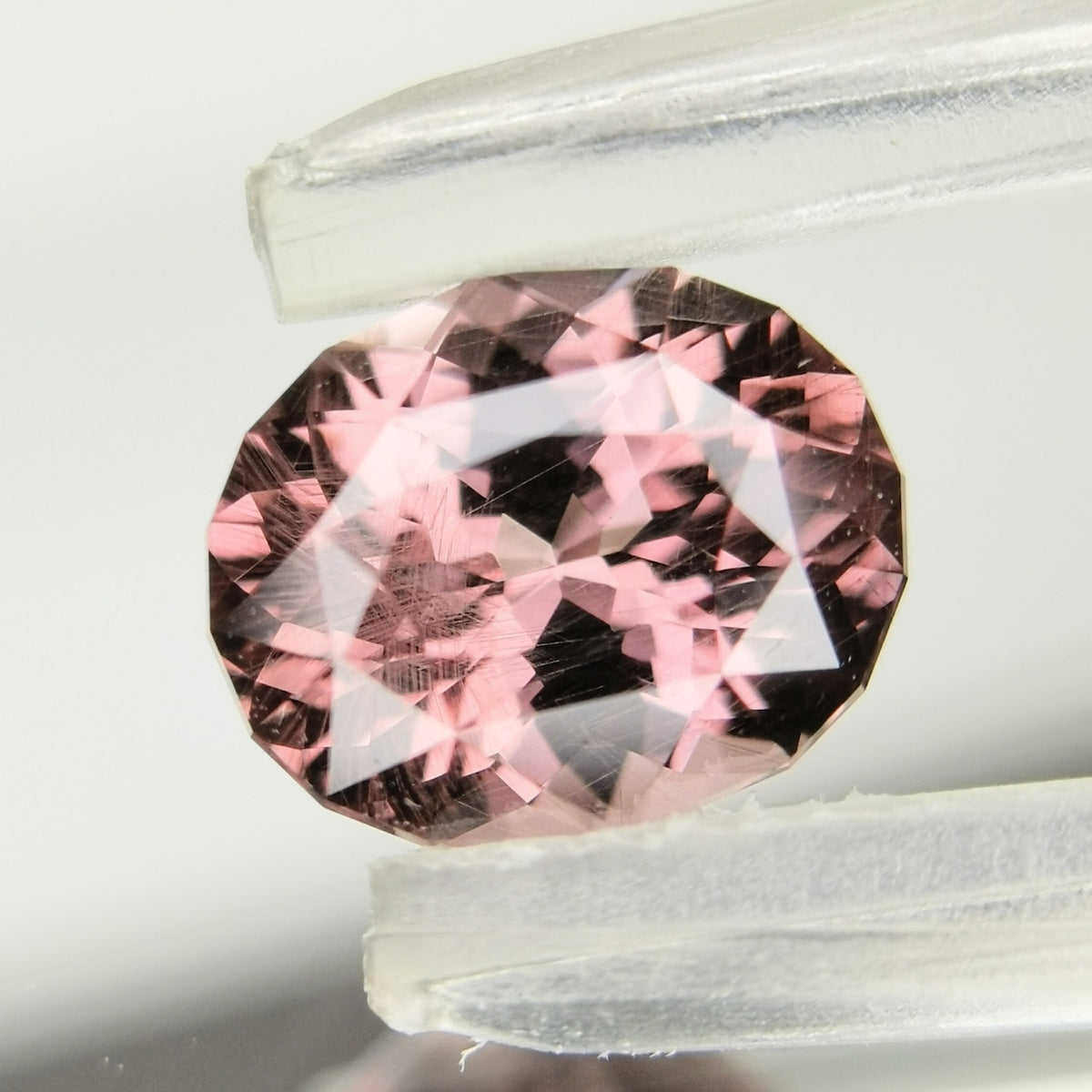 【Trial】Color Change Garnet 1.235ct / Tanzania