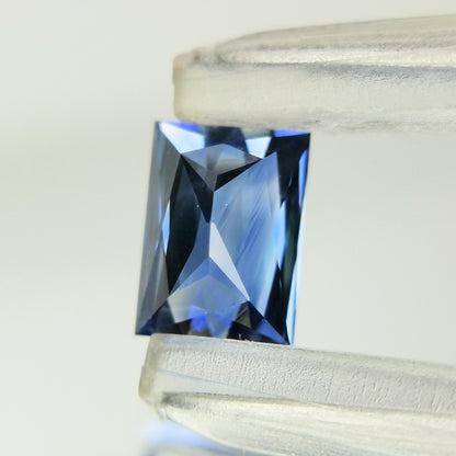 “Ayatori Cut” Un-Heat Sapphire 0.462ct / Vietnam