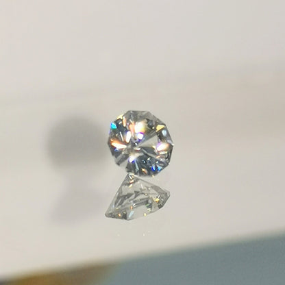 【Trial】Colorless Zircon 0.46ct / Cambodia