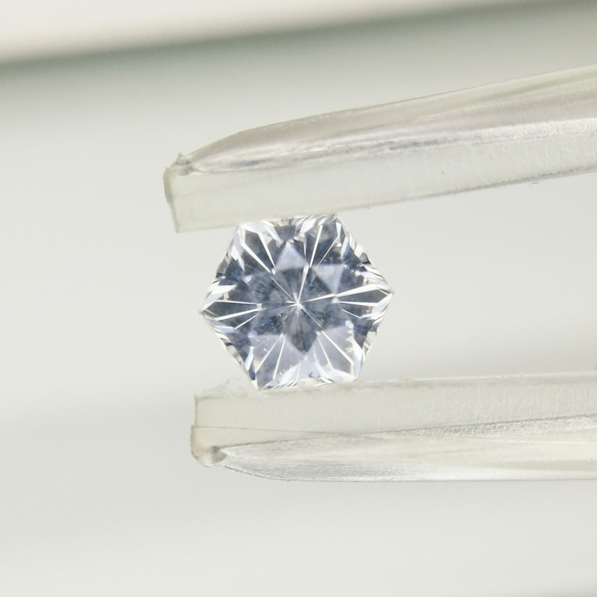 【Trial】“Snowflake” Colorless Zircon 0.39ct / Cambodia