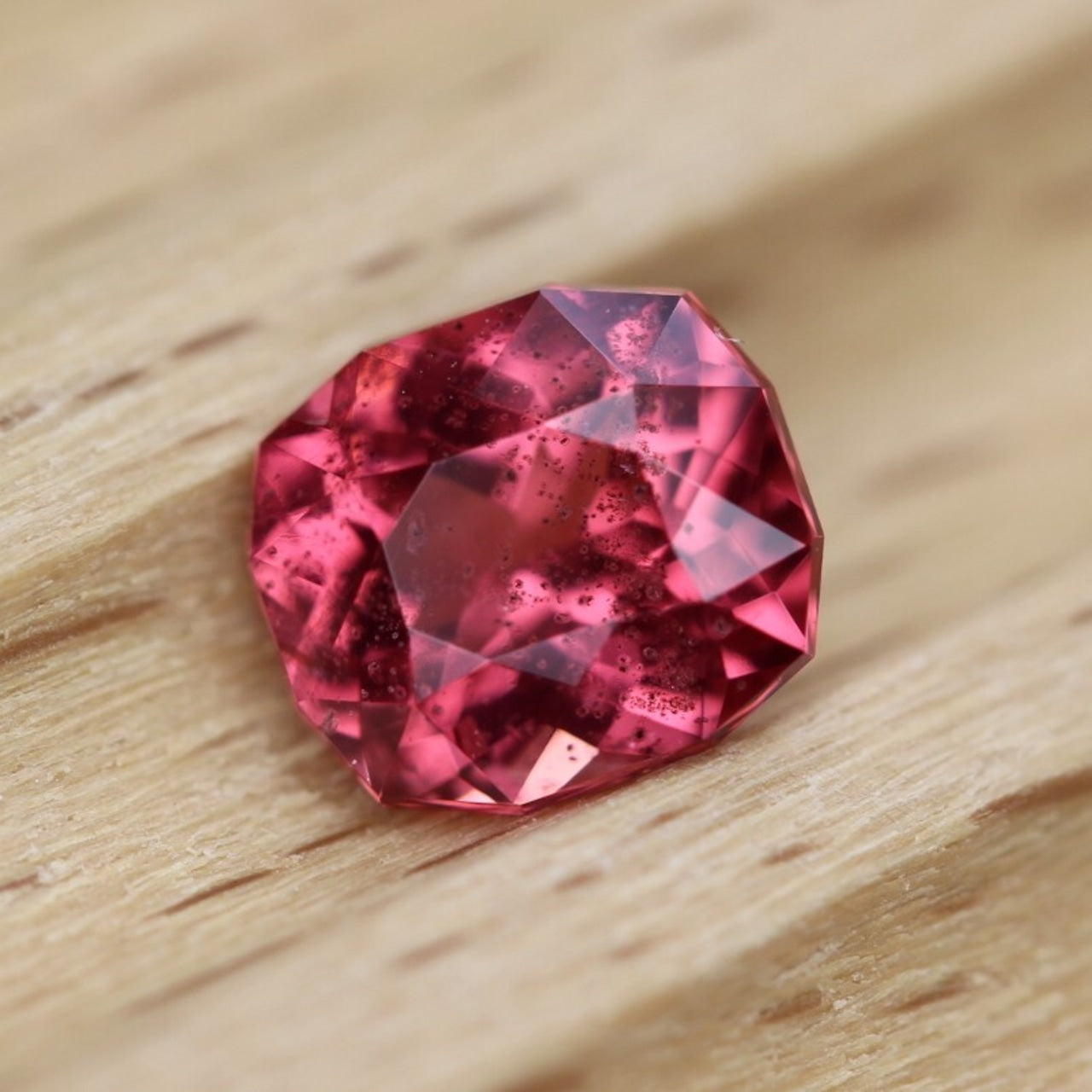 Spinel (Myanmar) 0.57ct.