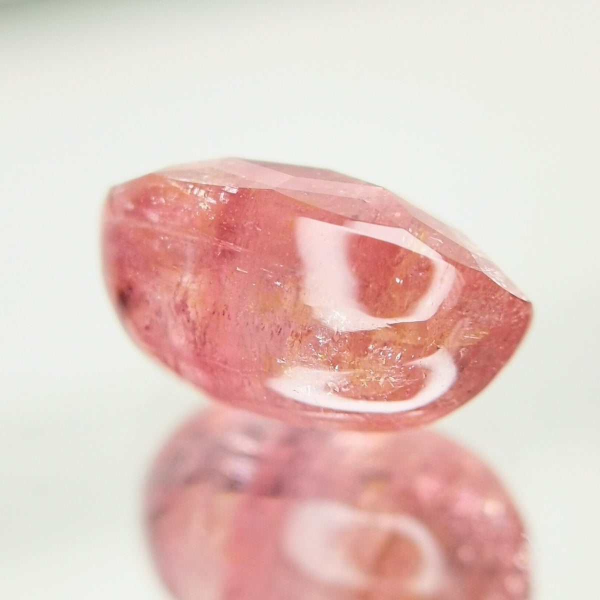 Tourmaline 3.743ct / Vietnam