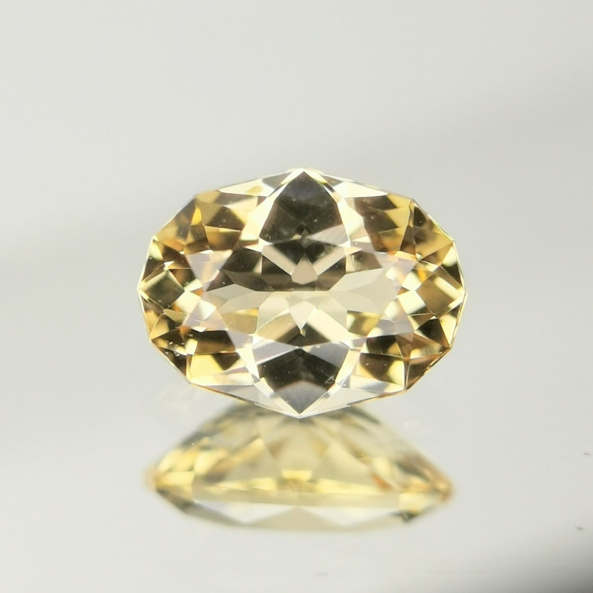 【Trial】Imperial Topaz 0.46ct / Brazil