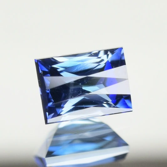 “Ayatori Cut” Un-Heat Sapphire 0.462ct / Vietnam