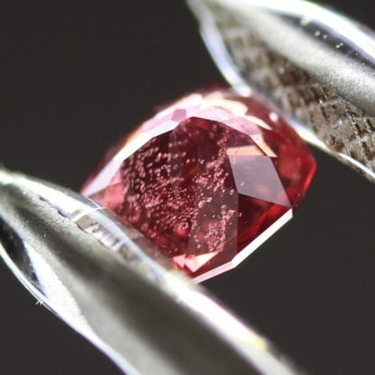 Spinel (Myanmar) 0.57ct.