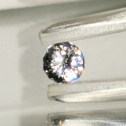 【Trial】“Dodecagon” Colorless Zircon 0.51ct / Cambodia