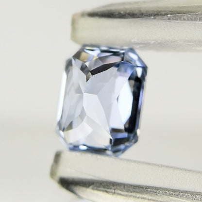 Pale Blue Sapphire 0.760ct / Sri Lanka