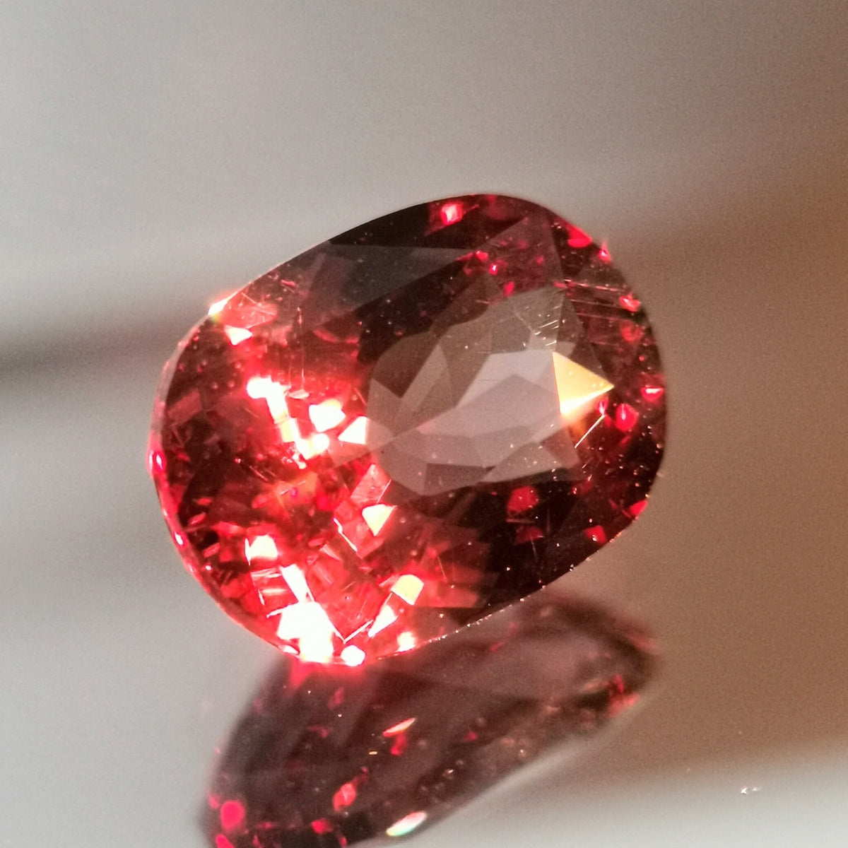 【Trial】Color Change Garnet 1.197ct / Tanzania